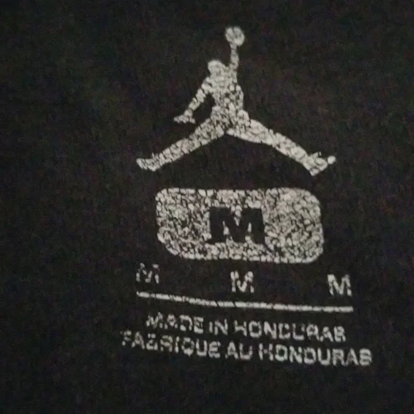 Jordan M black tshirt - Picture 2 of 4